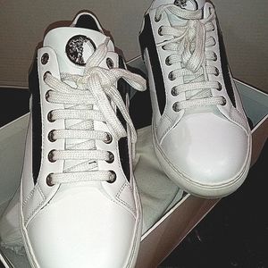 Versace sneakers size 9m